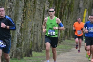 Struggling through MK half: not even the sunglasses can hide the effort.